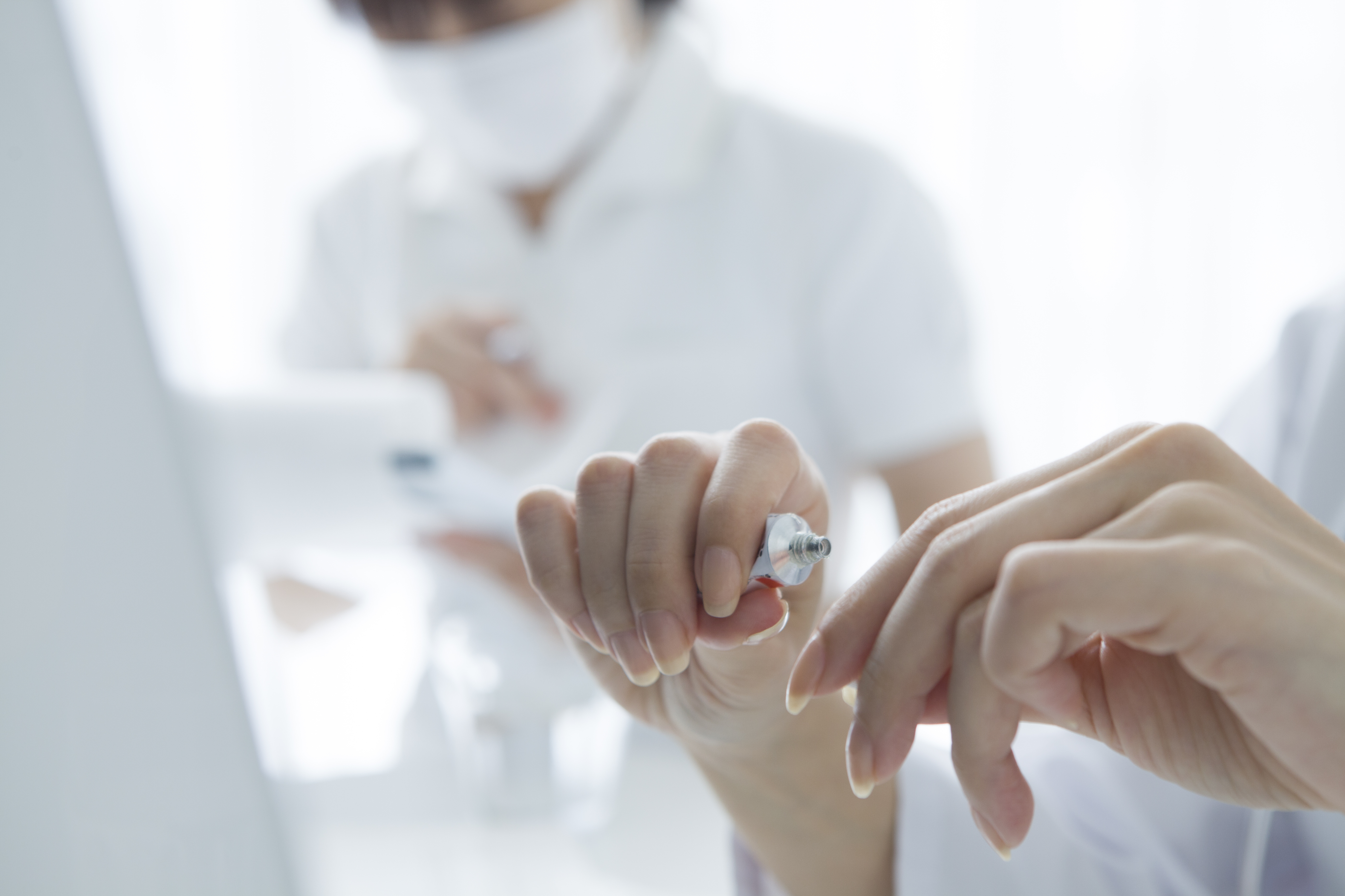 リンデロン®VGと同じ成分の市販薬はある?代用薬や処方薬との違いについて解説