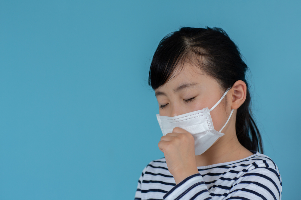 ホクナリン®テープの代用となる市販薬はある?咳や痰を鎮める市販薬を紹介