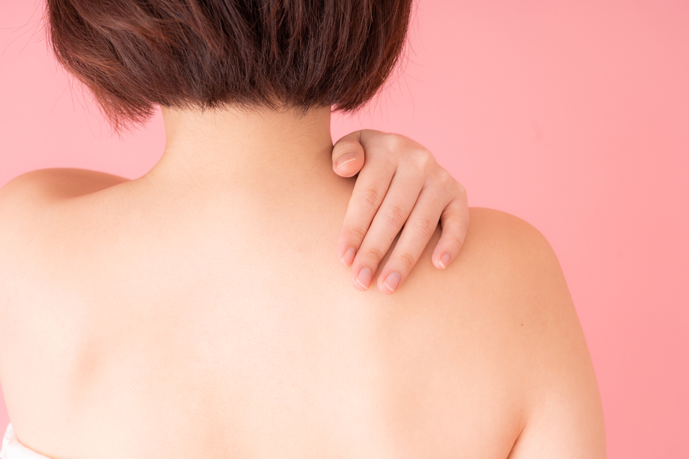 背中のニキビに使える市販薬9選|選び方や注意点も解説