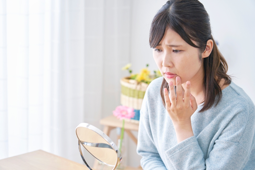 繰り返す口唇ヘルペス、悪化すれば跡が残るリスクもあります