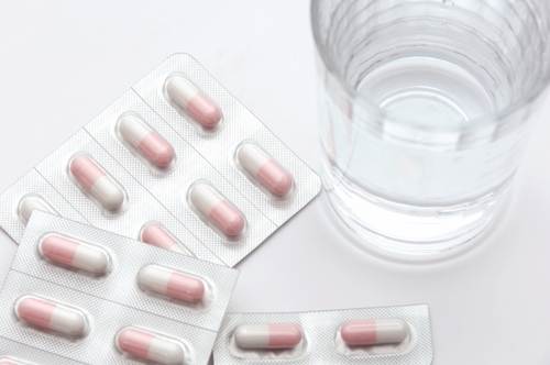おすすめの 下痢止め薬 を原因別に解説 常備したい市販薬を紹介 ミナカラ オンライン薬局